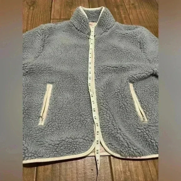 Ivory Ella Chloe Blue Sherpa medium - Picture 2 of 8